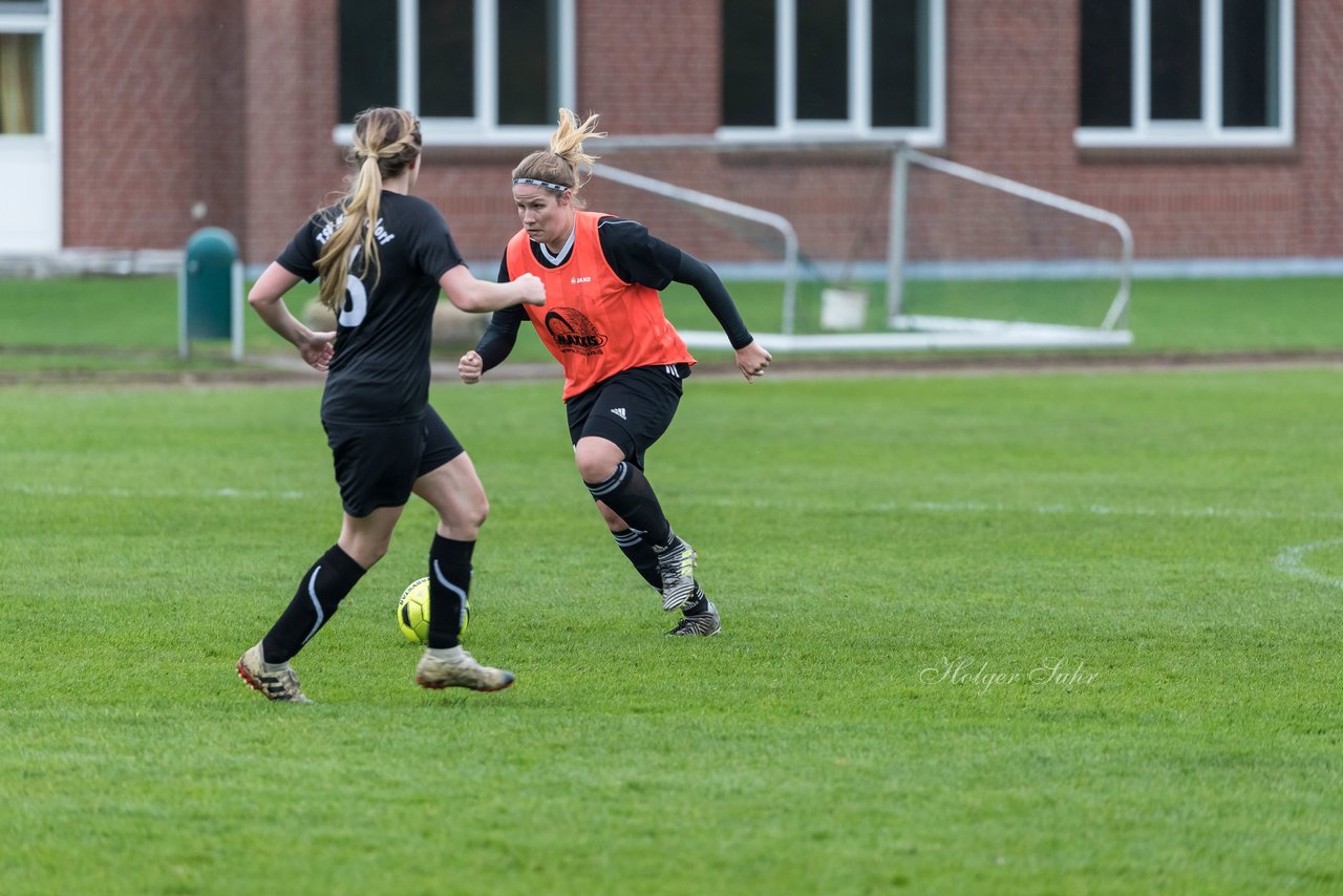 Bild 199 - Frauen TSV Wiemersdorf - VfR Horst : Ergebnis: 0:7